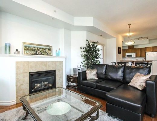 Sunset Waterfront Resort - #705 - 1 Bdrm + Den - Kelowna