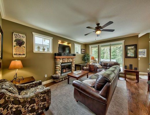 Pineview - 4 Bdrm HT - Sun Peaks