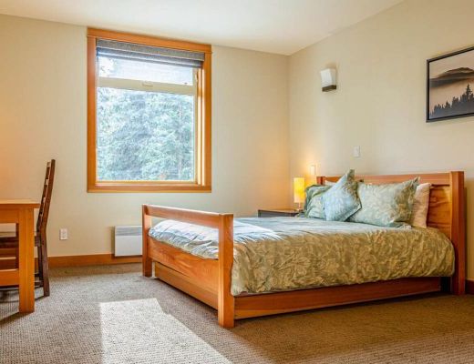 Kookaburra Lodge #204 - 2 Bdrm HT - Sun Peaks