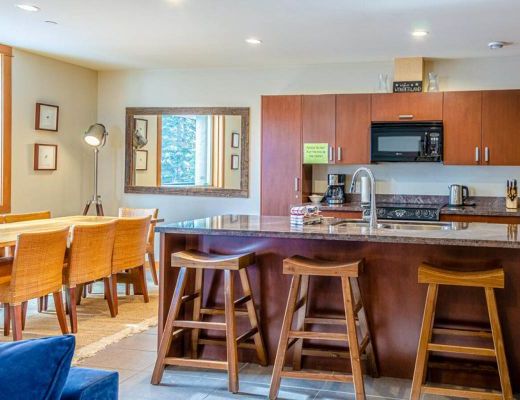 Kookaburra Lodge #303 - 2 Bdrm HT - Sun Peaks