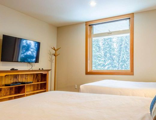 Kookaburra Lodge #303 - 2 Bdrm HT - Sun Peaks