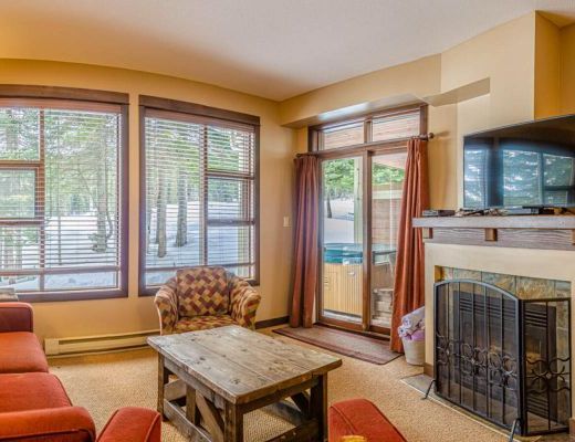 Stone's Throw #11 - 2 Bdrm HT - Sun Peaks