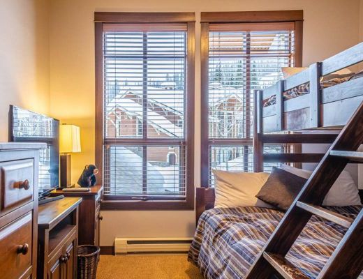 Stone's Throw #26 - 2 Bdrm HT - Sun Peaks