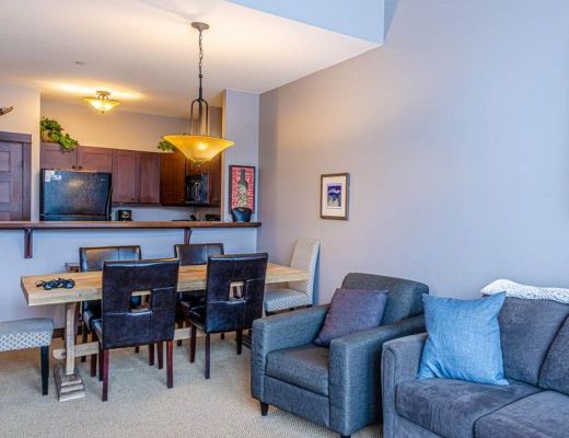 Stone's Throw #26 - 2 Bdrm HT - Sun Peaks