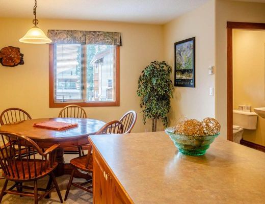 Timberline Village #38 - 2 Bdrm HT - Sun Peaks