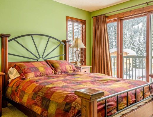 Trapper's Landing #34 - 2 Bdrm + Den HT - Sun Peaks