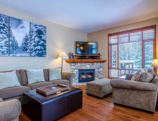 Woodhaven #36 - 4 Bdrm + Den HT - Sun Peaks