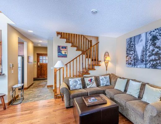 Woodhaven #36 - 4 Bdrm + Den HT - Sun Peaks