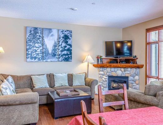 Woodhaven #36 - 4 Bdrm + Den HT - Sun Peaks