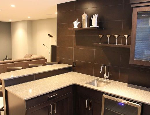 Luxe Kelowna - 5 Bdrm HT - Kelowna (CVH)