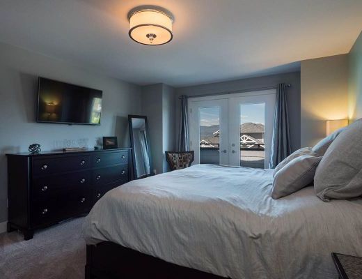 Luxe Kelowna - 5 Bdrm HT - Kelowna (CVH)