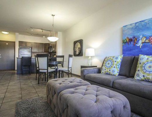 Playa del Sol  - 1 Bdrm + Den Lakeside and Pool Level - Kelowna (CVH)