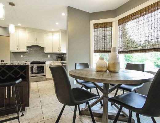 Kelowna Blu - 4 Bdrm w/ Heated Pool - Kelowna (CVH)