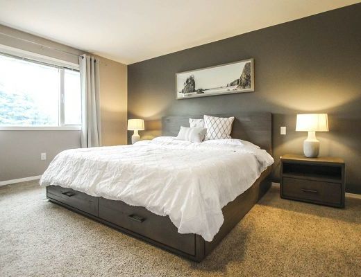 Kelowna Blu - 4 Bdrm w/ Heated Pool - Kelowna (CVH)