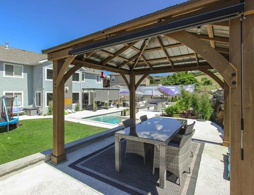 Hillside Hideaway - 4 Bdrm + Den w/ Pool - Kelowna (CVH)