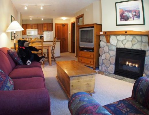 Fireside Lodge #215 - 1 Bdrm - Sun Peaks