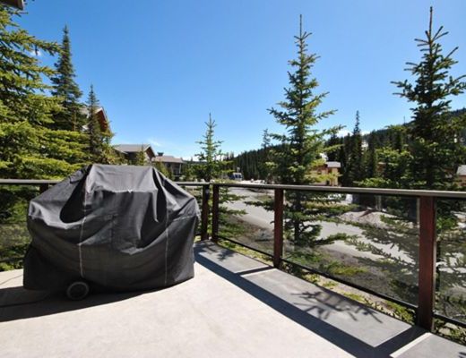 Trapper's Landing #38 - 2 Bdrm + Den HT - Sun Peaks (TM)