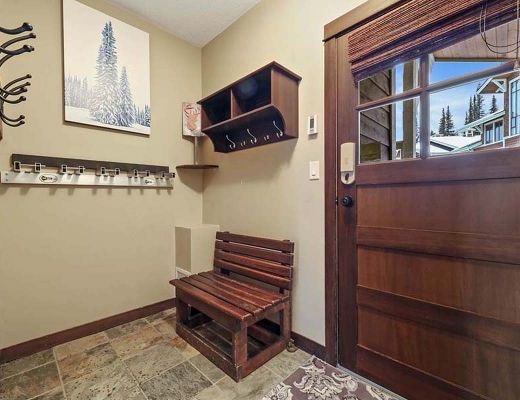 Stone's Throw #24 - 2 Bdrm HT - Sun Peaks (TM)