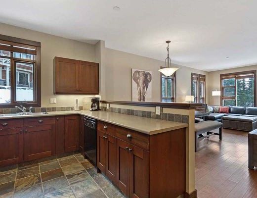 Stone's Throw #24 - 2 Bdrm HT - Sun Peaks (TM)