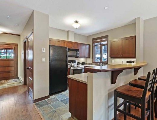 Stone's Throw #24 - 2 Bdrm HT - Sun Peaks (TM)