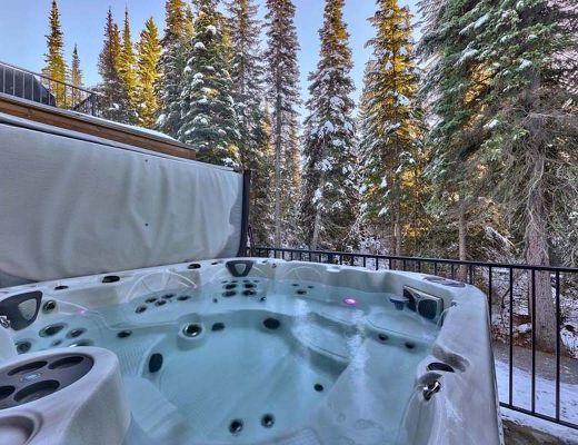 Village Walk #8 - 4 Bdrm HT - Sun Peaks (TM)