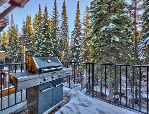 Village Walk #8 - 4 Bdrm HT - Sun Peaks (TM)