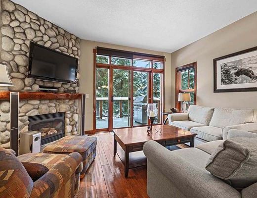 Woodhaven #25 - 2 Bdrm + Den HT - Sun Peaks (TM)