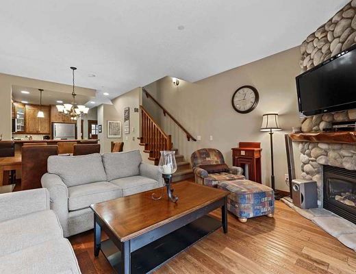 Woodhaven #25 - 2 Bdrm + Den HT - Sun Peaks (TM)