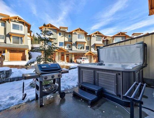 Echo Landing #11 - 3 Bdrm HT - Sun Peaks (TM)