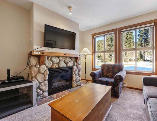 Fireside Lodge #210 - 2 Bdrm - Sun Peaks (TM)