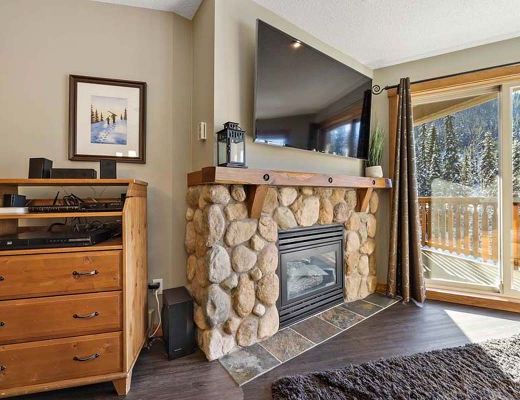 Fireside Lodge #218 - 1 Bdrm - Sun Peaks (TM)