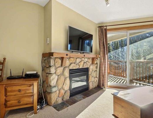 Fireside Lodge #318 - 1 Bdrm - Sun Peaks (TM)