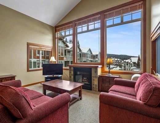 Settlers Crossing #12 - 3 Bdrm - Sun Peaks (TM)