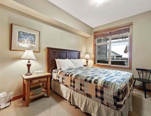 Settlers Crossing #17 - 2 Bdrm HT - Sun Peaks (TM)