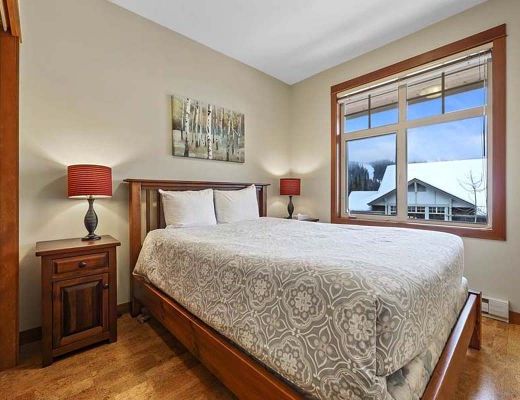 Settlers Crossing #54 - 2 Bdrm HT - Sun Peaks (TM)