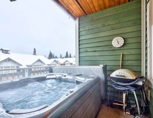 Settlers Crossing #54 - 2 Bdrm HT - Sun Peaks (TM)