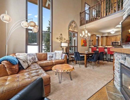 Stone's Throw #08 - 2 Bdrm + Loft HT - Sun Peaks (TM)