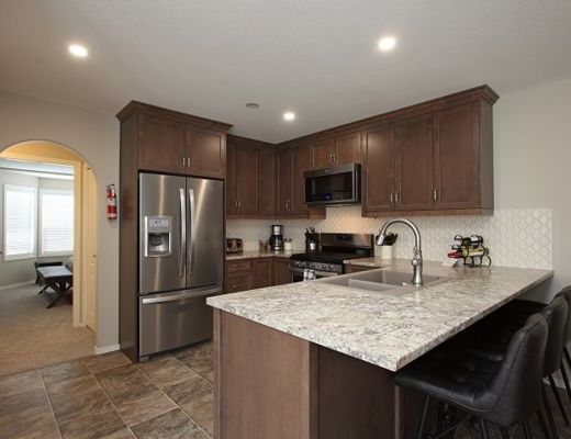 Silver Song - 6 Bdrm HT (E) - Silver Star (VC)