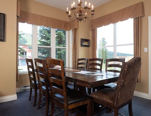 O'Kane Home - 3 Bdrm + Den HT (E) - Silver Star (VC)