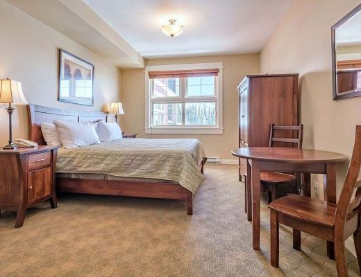 Snowbird Lodge - Studio Executive (Village) - Silver Star