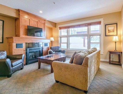 Snowbird Lodge - 2 Bdrm Executive HT (Village) - Silver Star