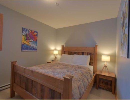 Bullet Creek Cabins - 3 Bdrm + Den HT (V) - Big White