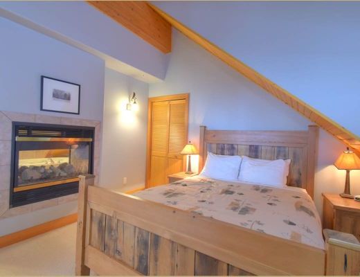 Bullet Creek Cabins - 3 Bdrm + Den HT (V) - Big White