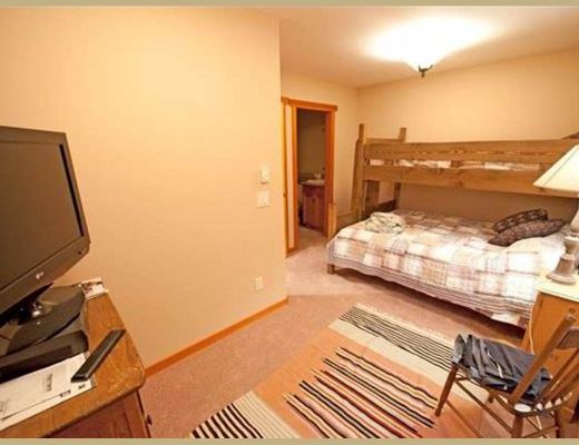 Bullet Creek Cabins - 3 Bdrm HT (V) - Big White