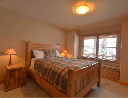 Bullet Creek Cabins - 4 Bdrm + Den HT (V) - Big White