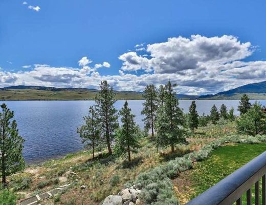 Nicola Lake Tranquility - 6 Bdrm HT - Quilchena