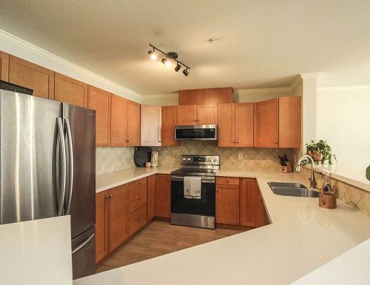 Discovery Bay Resort #224 - 3 Bdrm + Den - Kelowna (CVH)