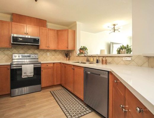 Discovery Bay Resort #224 - 3 Bdrm + Den - Kelowna (CVH)