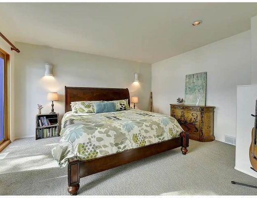 Pura Vida - 3 bdrm Semi lakefront - Kelowna 