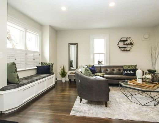 Storybook Home - 4 Bdrm - Kelowna